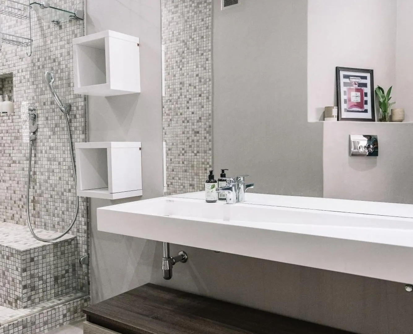 Charming 1 Bed On Bree Street With Stunning Views Apartment Cape Town